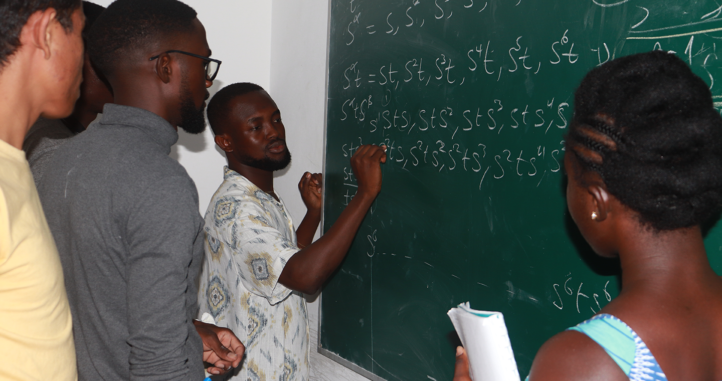 AIMS Ghana students studying mathematics in collaborative environment